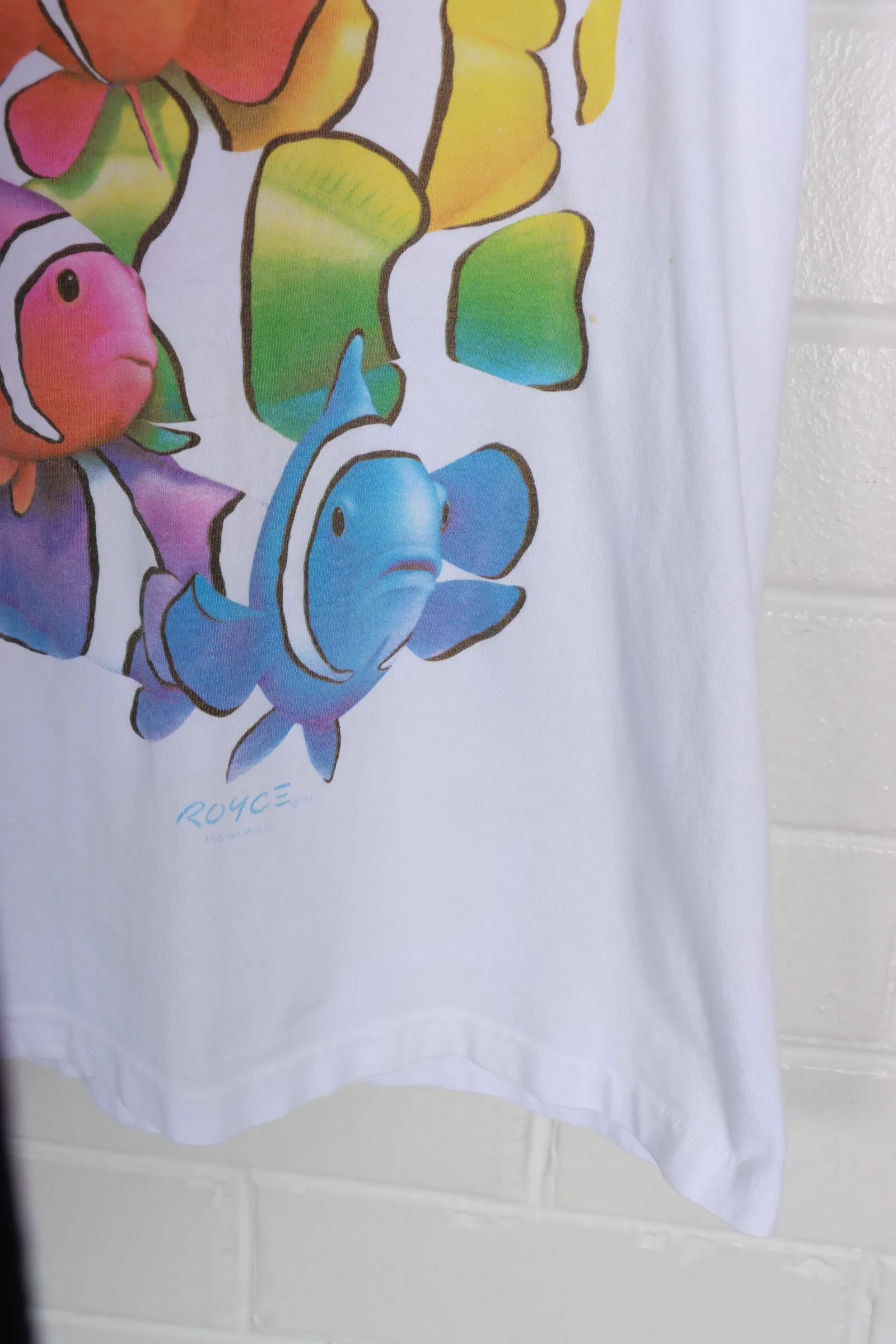 1993 Vintage Rainbow Clown Fish Santa Barbra Single Stitch Tee (M)