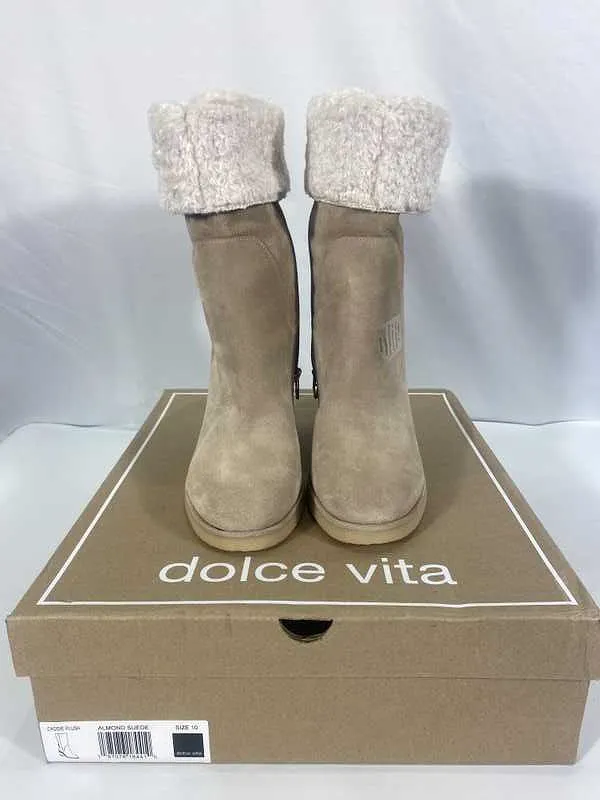 CADDIE PLUSH BOOTS ALMOND SUEDE - re:vita