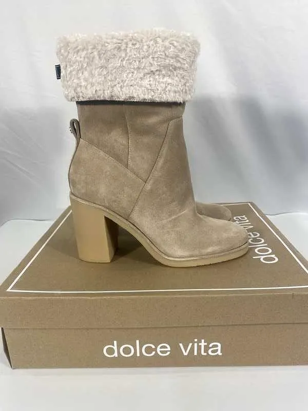 CADDIE PLUSH BOOTS ALMOND SUEDE - re:vita