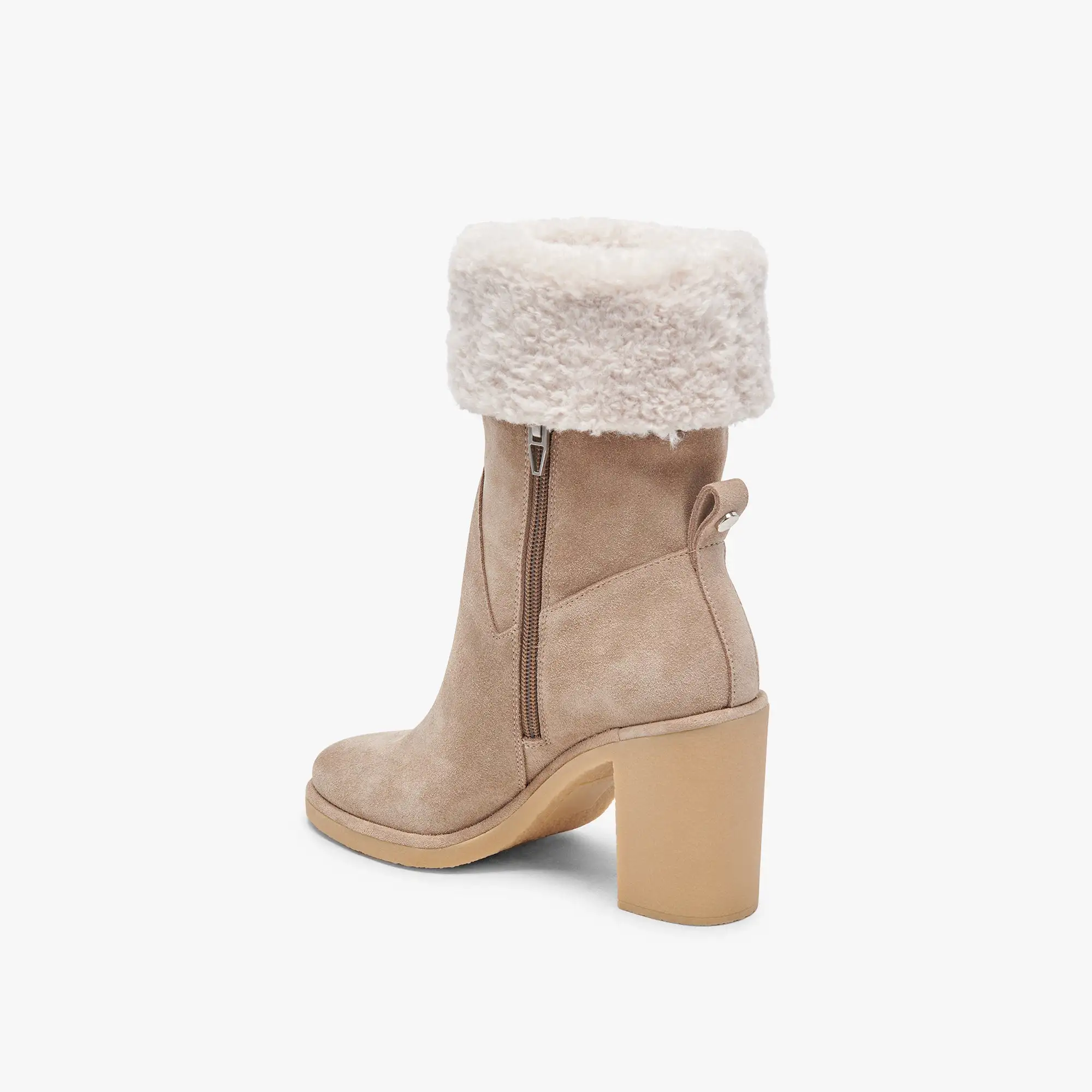 CADDIE PLUSH BOOTS ALMOND SUEDE - re:vita