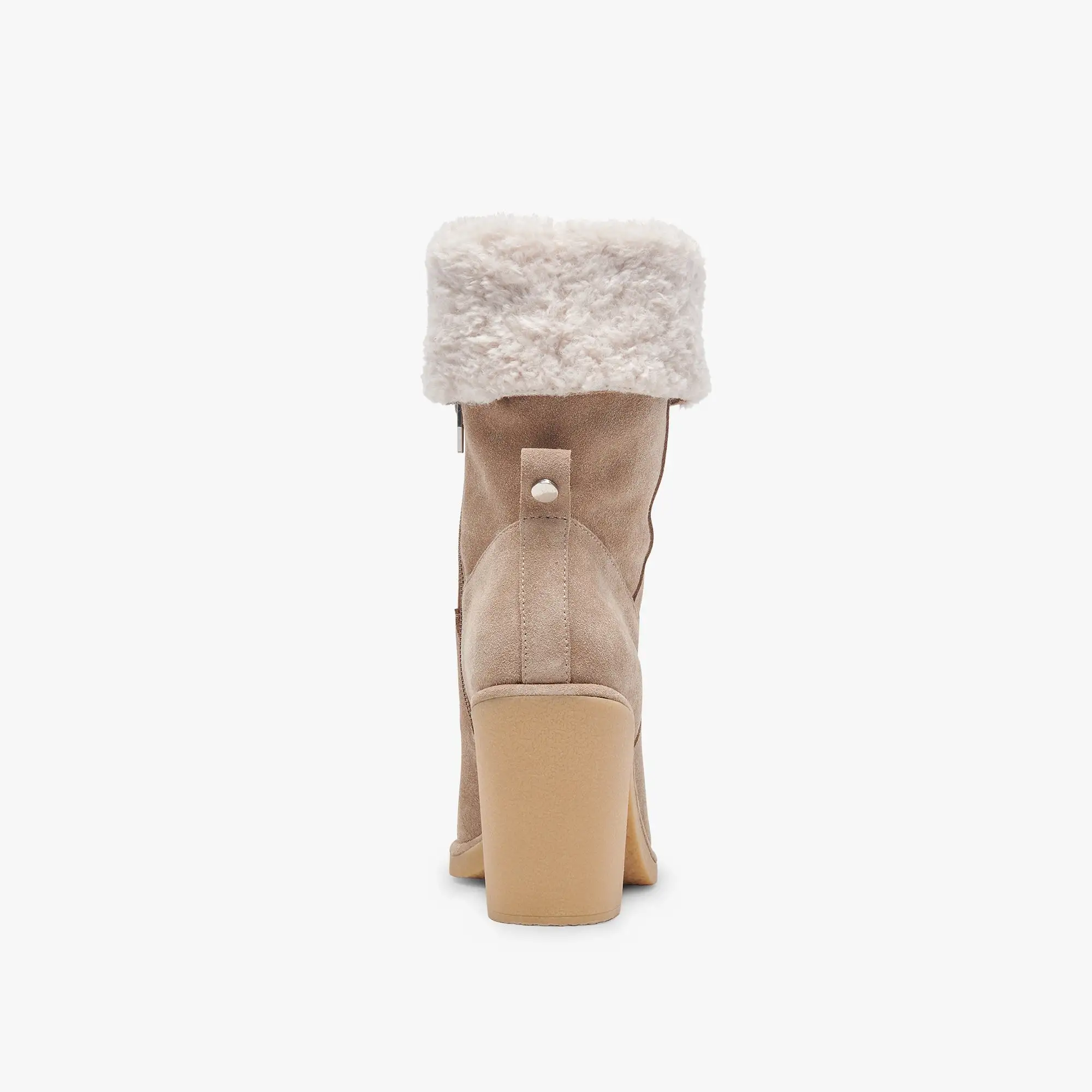 CADDIE PLUSH BOOTS ALMOND SUEDE - re:vita