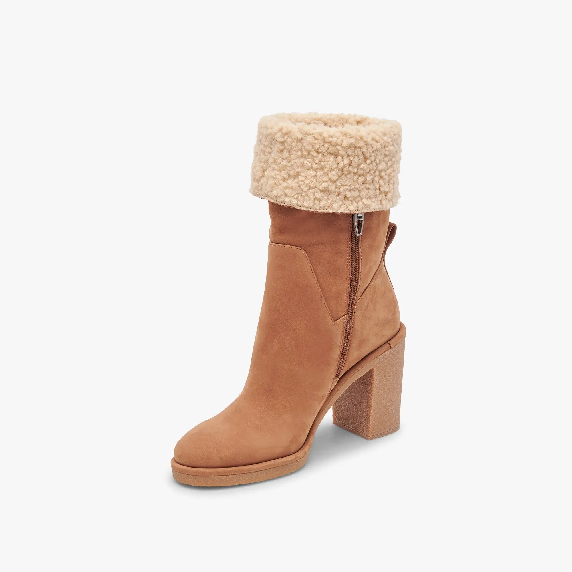 CADDIE PLUSH BOOTS PRALINE NUBUCK - re:vita