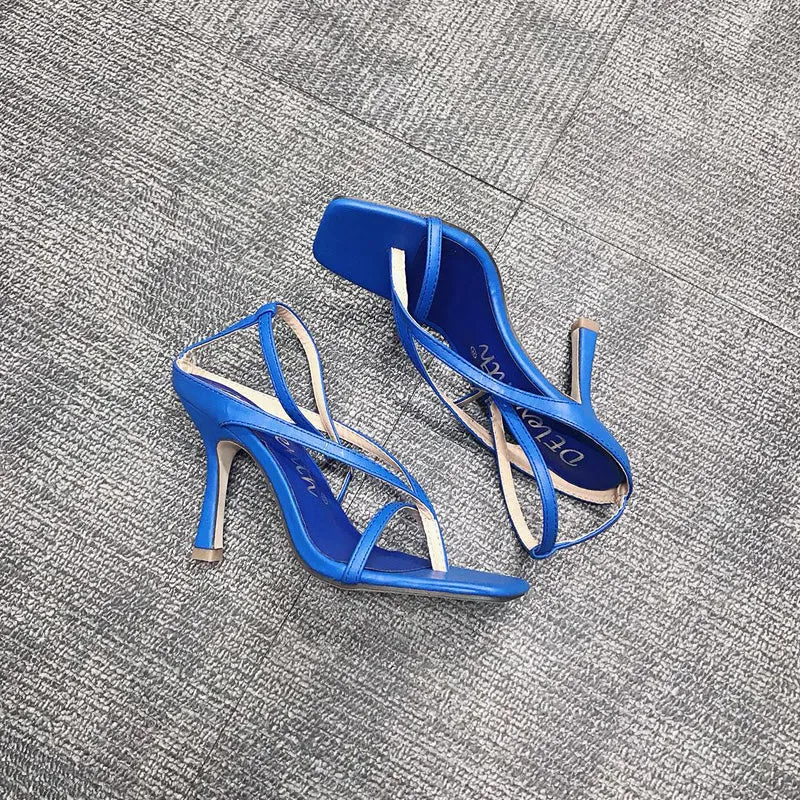 CILLA HEELED SANDALS