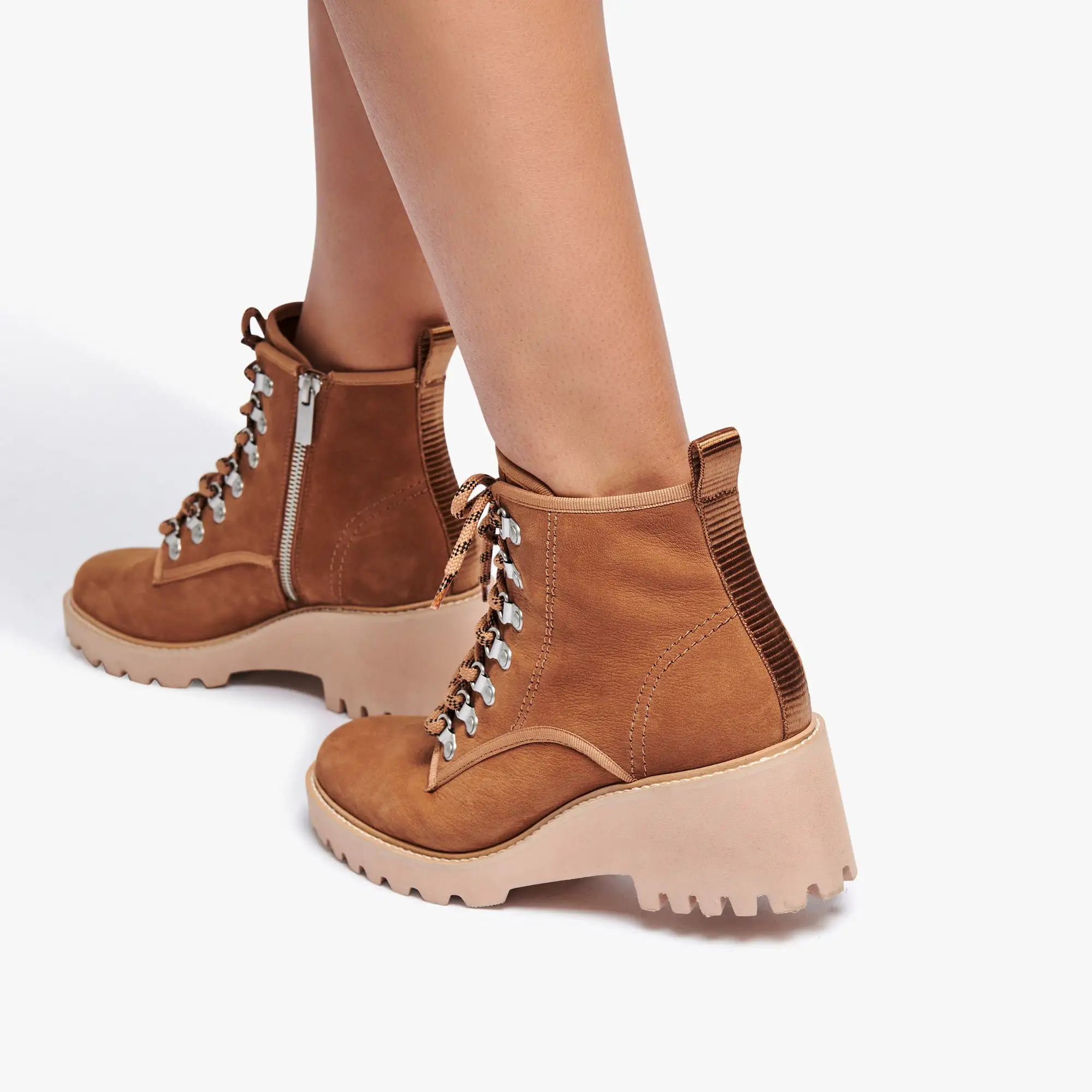 HUEY HIKER BOOTS WHISKEY NUBUCK