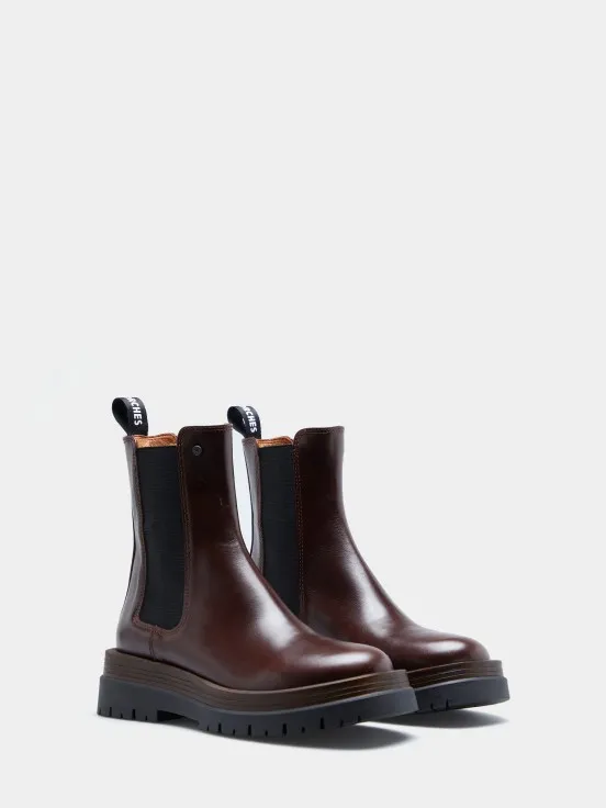 Leather Chelsea ankle boots