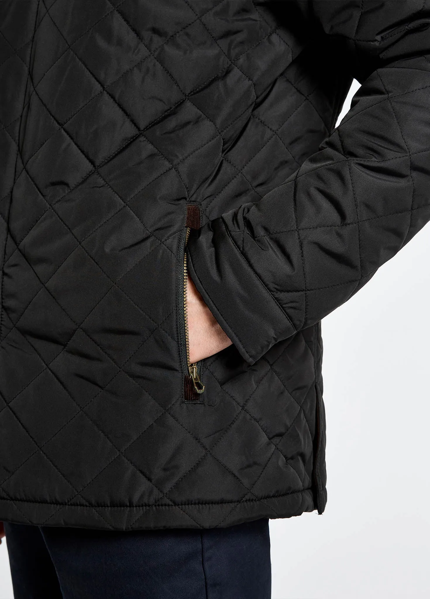 Mountusher Quilted Jacket - Black