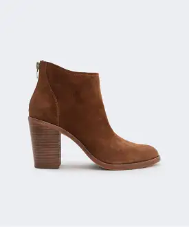 STEVIE BOOTIES BROWN - re:vita