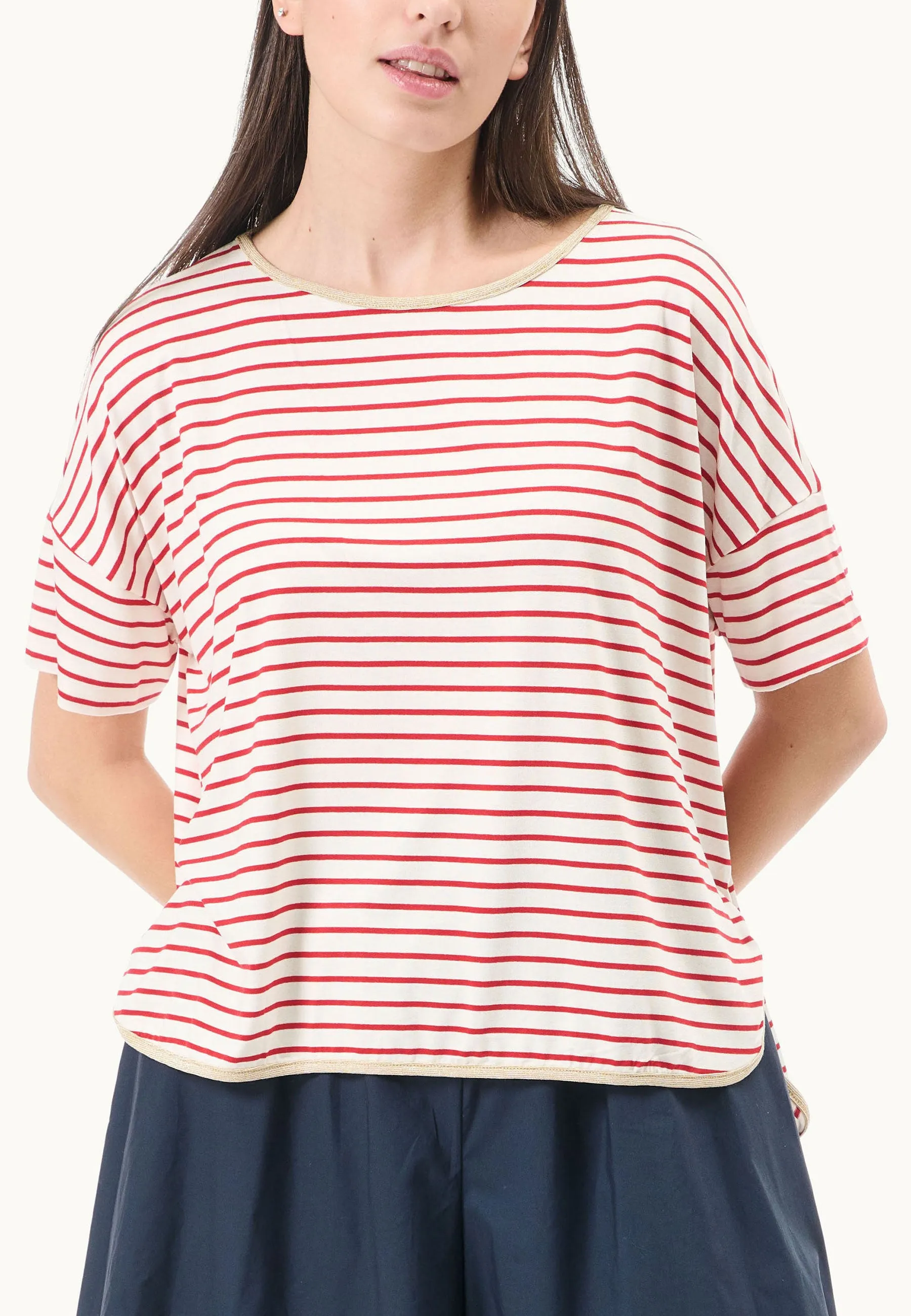 T-shirt over a righe bordi lurex