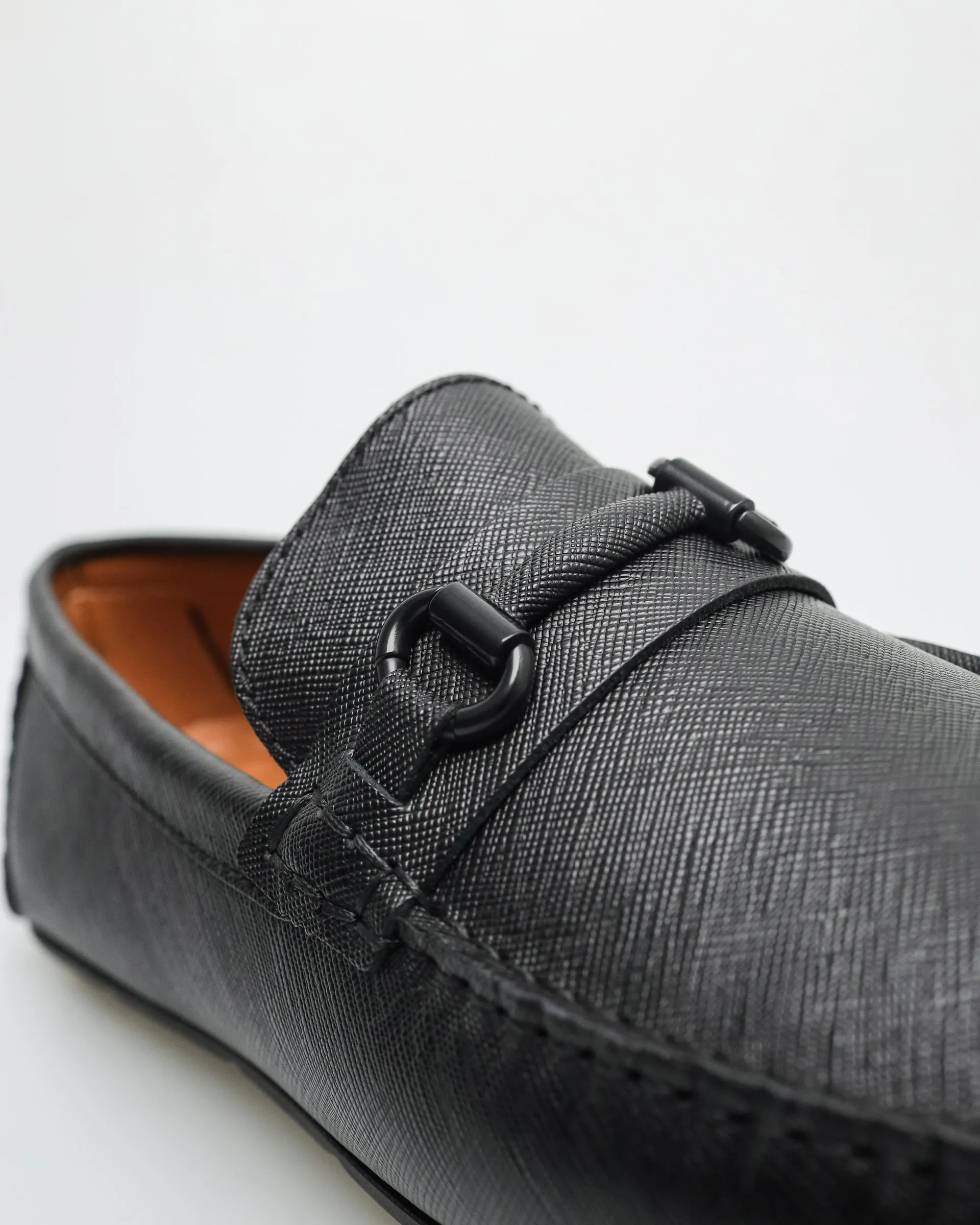 Tomaz C485 Buckle Moccasins (Black)