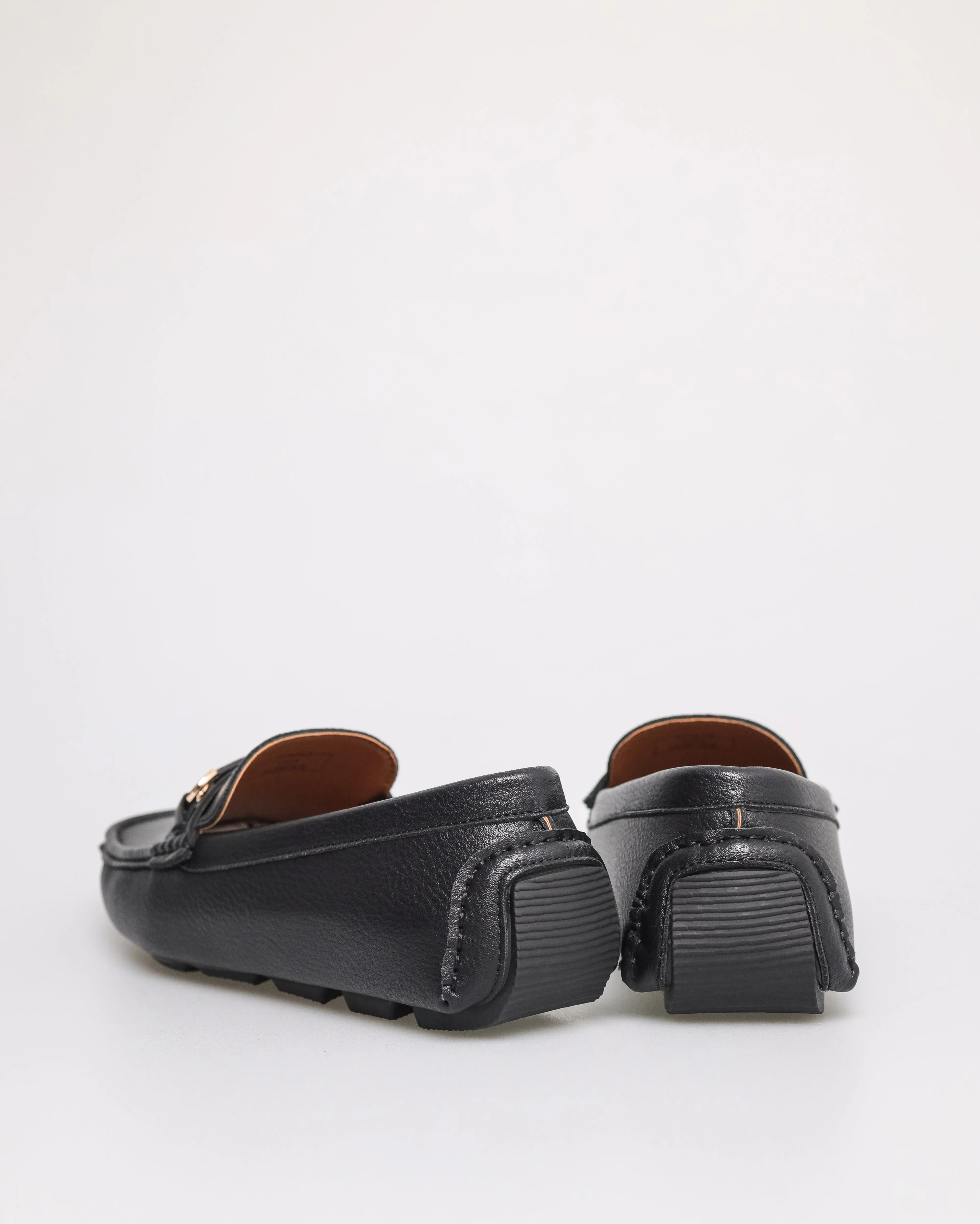 Tomaz C534 Men's Buckle Moccasins (Black)