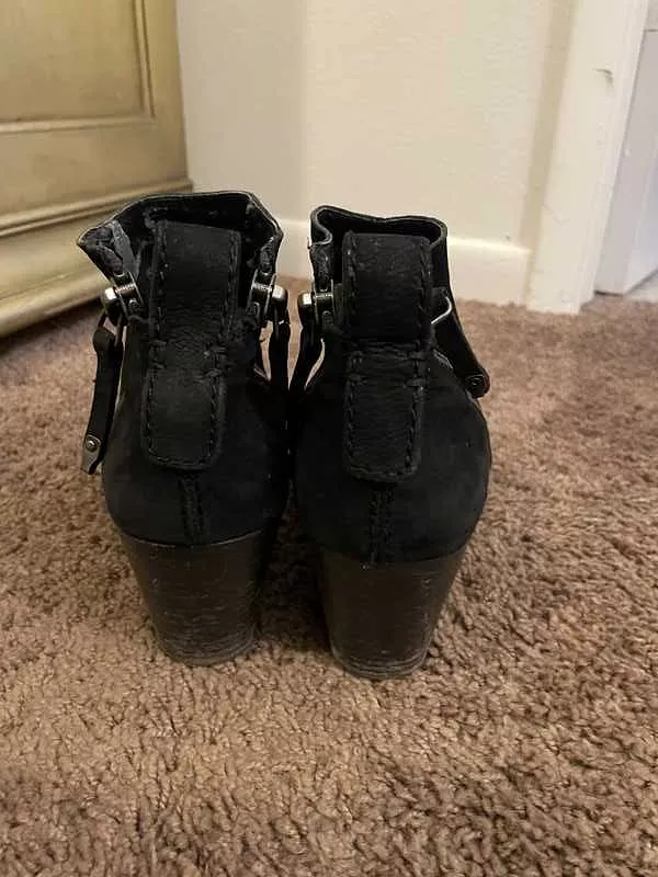 Women’s Jaeger Booties - re:vita